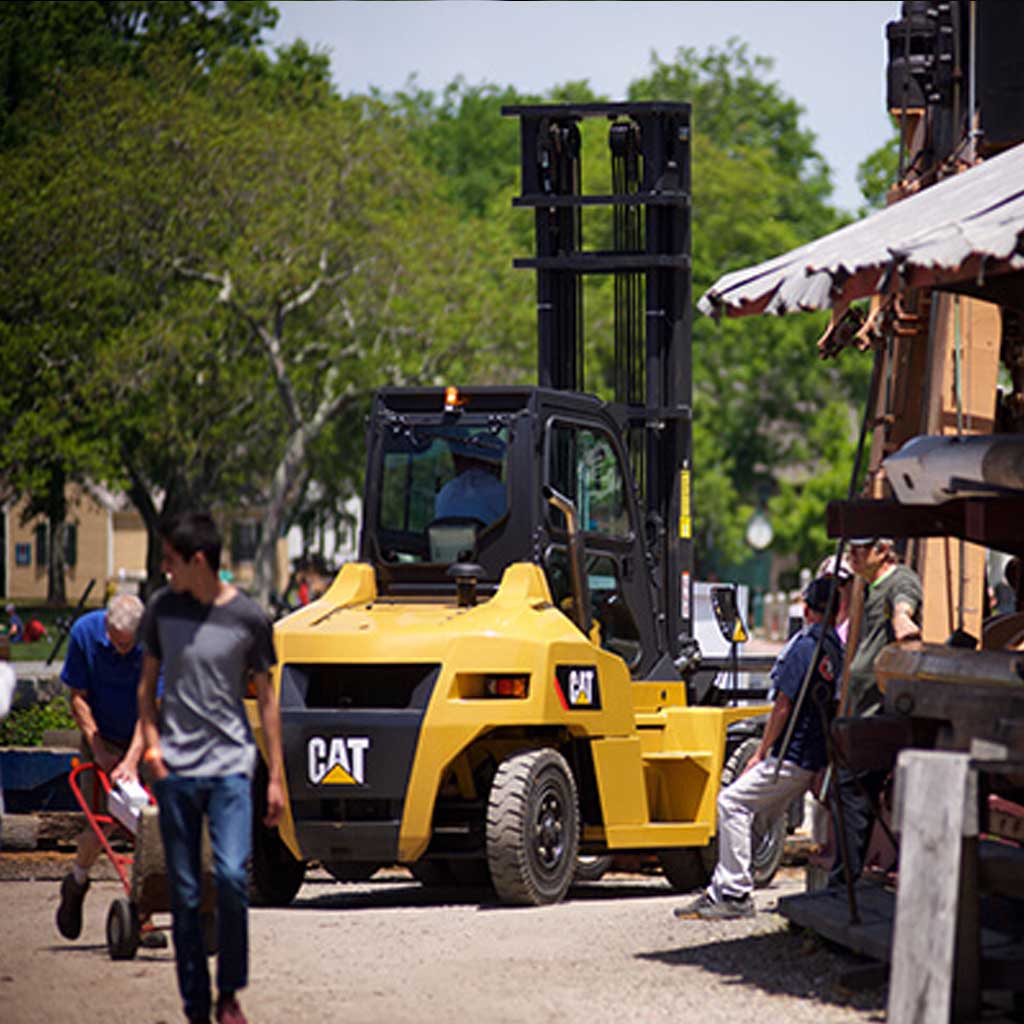 CAT Lift Trucks